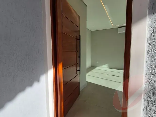 Casa 3 quartos e 2 banheiros, à venda, no bairro Solemar em Praia Grande