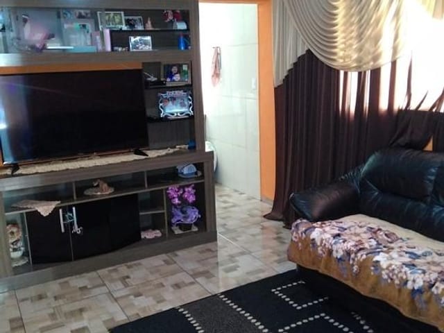 Casa 2 quartos e 2 banheiros, à venda, no bairro Portal De Extrema em Extrema