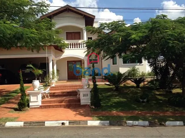 Casa com 1000m² 4 quartos e 2 banheiros, à venda, no bairro Centro em Porto Feliz
