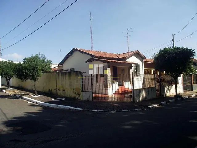 Casa com 0m² 3 quartos e 1 banheiro, à venda, no bairro Centro em Sumaré