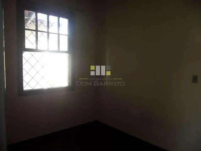 Casa com 0m² 3 quartos e 1 banheiro, à venda, no bairro Centro em Sumaré