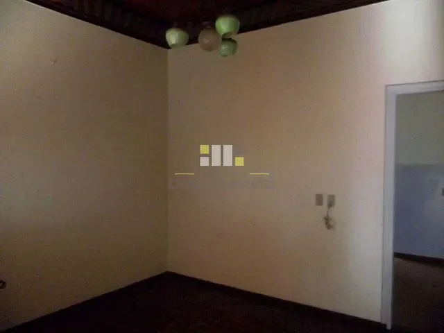 Casa com 0m² 3 quartos e 1 banheiro, à venda, no bairro Centro em Sumaré