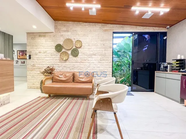 Casa com 300m², à venda, no bairro Chácara Urbana em Jundiaí