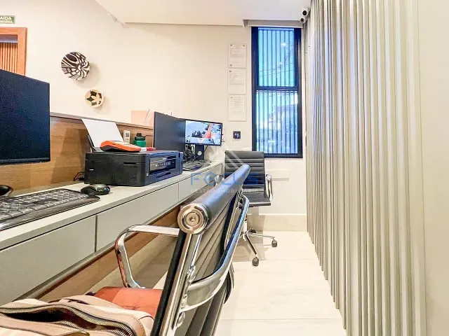 Casa com 300m², à venda, no bairro Chácara Urbana em Jundiaí
