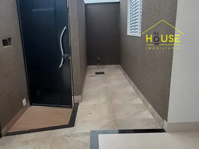 Casa com 250m² 3 quartos e 2 banheiros, à venda, no bairro Jardim Residencial Eulália em Votuporanga