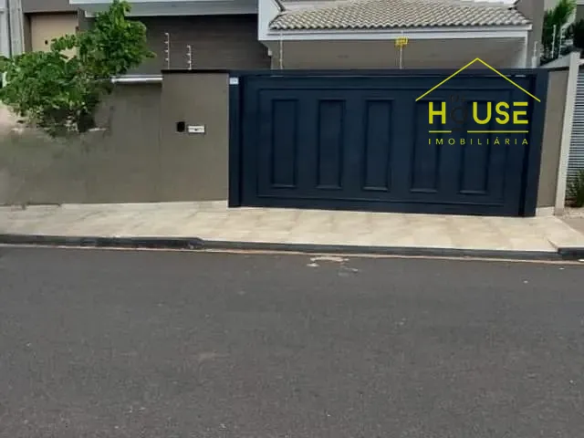 Casa com 250m² 3 quartos e 2 banheiros, à venda, no bairro Jardim Residencial Eulália em Votuporanga