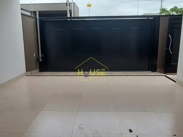 Casa com 250m² 3 quartos e 2 banheiros, à venda, no bairro Jardim Residencial Eulália em Votuporanga