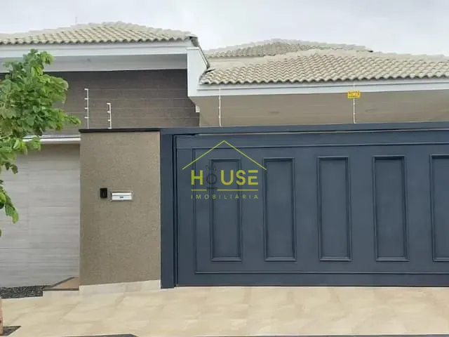 Casa com 250m² 3 quartos e 2 banheiros, à venda, no bairro Jardim Residencial Eulália em Votuporanga