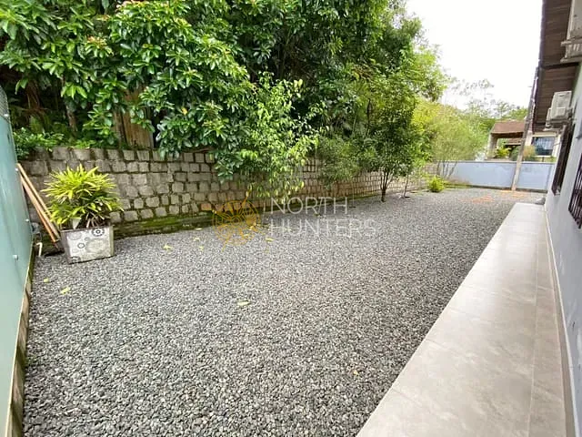 Casa com 384m² 3 quartos e 2 banheiros, à venda, no bairro Boehmerwald em Joinville