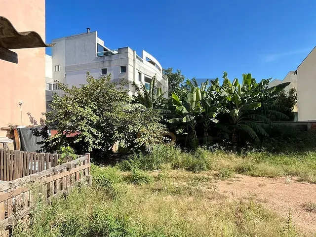 Casa com 600m² 3 quartos e 2 banheiros, à venda, no bairro Centro em Jaguariúna