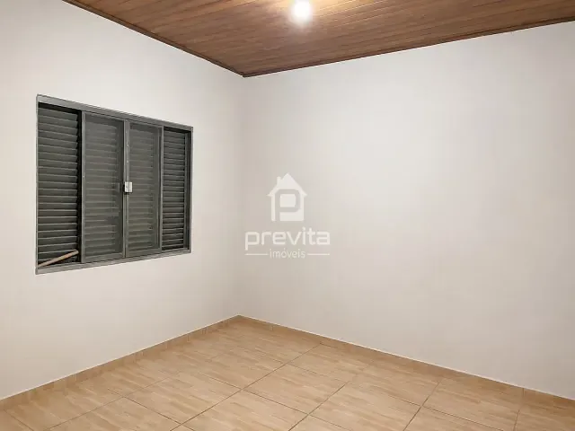 Casa 3 quartos e 1 banheiro, à venda ou para alugar, no bairro Jardim Bela Vista em Taubaté