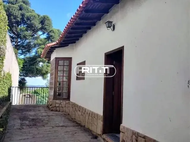 Casa com 1250m² 4 quartos e 8 banheiros, à venda, no bairro Bosque em Vinhedo