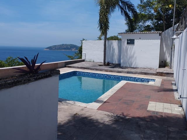 Foto do Casa - Casa para locação, Piratininga, Niterói, RJ | SelfSpin