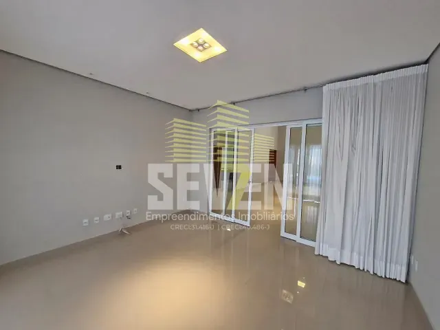Casa com 601m² 3 quartos e 4 banheiros, à venda, no bairro Jardim Shangri La em Bauru
