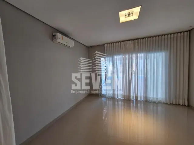 Casa com 601m² 3 quartos e 4 banheiros, à venda, no bairro Jardim Shangri La em Bauru