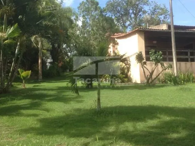 Casa com 25000m² 4 quartos e 1 banheiro, à venda, no bairro Zona Rural em Chã Grande