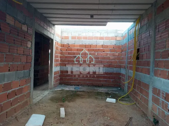 Casa com 260m² 2 quartos e 2 banheiros, à venda, no bairro Residencial Estoril em Taubaté