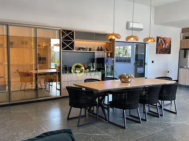Casa com 521m² 4 quartos e 4 banheiros, à venda, no bairro Riviera do Poente em Alvorada do Sul