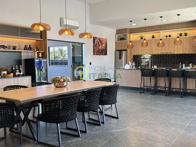 Casa com 521m² 4 quartos e 4 banheiros, à venda, no bairro Riviera do Poente em Alvorada do Sul