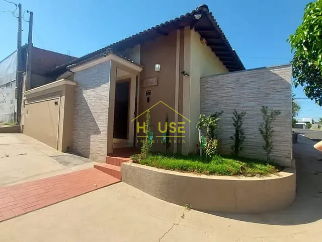 Casa com 144m² 2 quartos e 1 banheiro, à venda, no bairro Parque Santa Felícia em Votuporanga