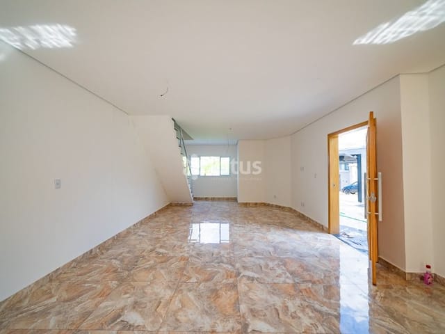 Casa com 208m² 3 quartos e 3 banheiros, à venda, no bairro Nova Jaguari em Santana de Parnaíba