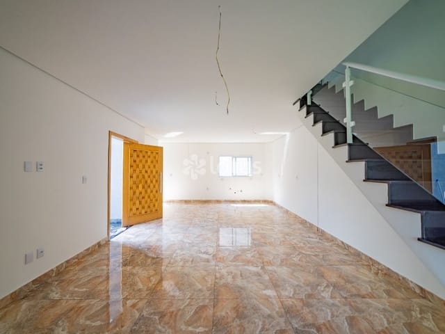 Casa com 208m² 3 quartos e 3 banheiros, à venda, no bairro Nova Jaguari em Santana de Parnaíba