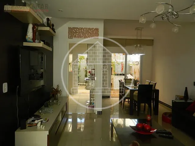 Casa com 168m² 3 quartos e 2 banheiros, à venda, no bairro Vila Marari em São Paulo