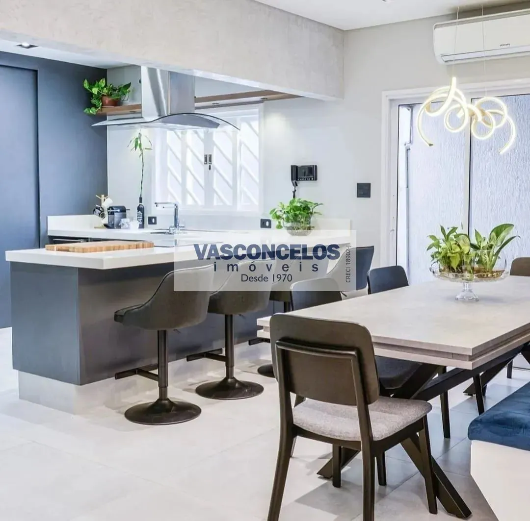 Casa, 3 quartos, 189 m² - Foto 2