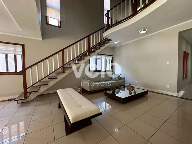 Casa com 362m² 4 quartos e 4 banheiros, à venda, no bairro Vila Costa em Taubaté