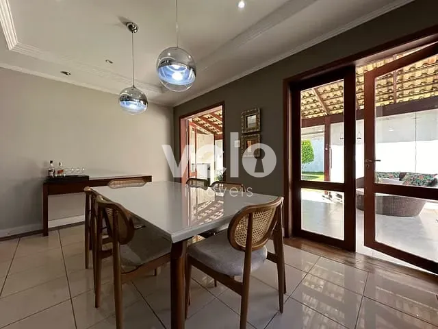Casa com 362m² 4 quartos e 4 banheiros, à venda, no bairro Vila Costa em Taubaté