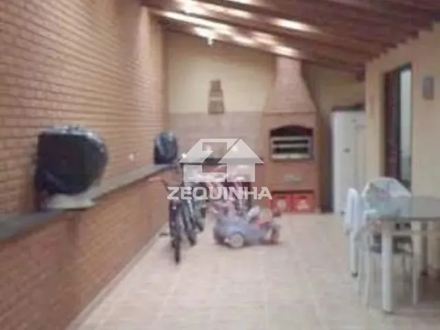 Casa com 320m² 5 quartos e 1 banheiro, à venda, no bairro Vila Sao Francisco em Sao Paulo