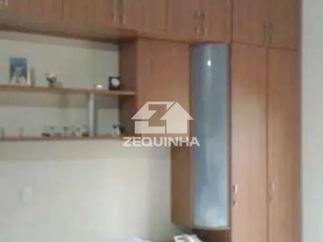 Casa com 320m² 5 quartos e 1 banheiro, à venda, no bairro Vila Sao Francisco em Sao Paulo