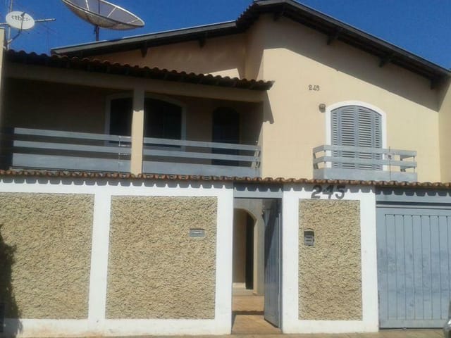 Foto do Casa - Casa à venda 4 Quartos, 1 Suite, 305.5M², São Sebastião, Uberaba - MG | ZUCATO IMOBILIARIA LTDA