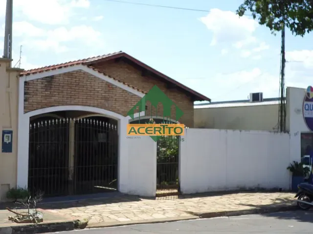 Casa com 264m² 3 quartos e 2 banheiros, à venda, no bairro Jardim Sumaré em Araçatuba