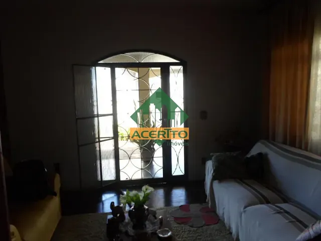 Casa com 264m² 3 quartos e 2 banheiros, à venda, no bairro Jardim Sumaré em Araçatuba