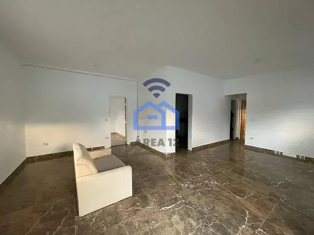 Casa com 264m² 3 quartos e 2 banheiros, para alugar, no bairro Indaiá em Caraguatatuba