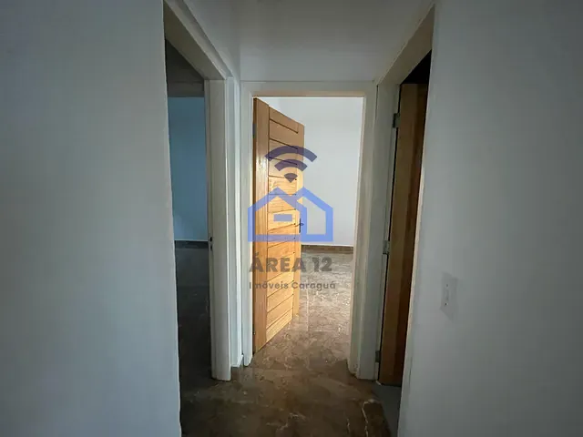 Casa com 264m² 3 quartos e 2 banheiros, para alugar, no bairro Indaiá em Caraguatatuba