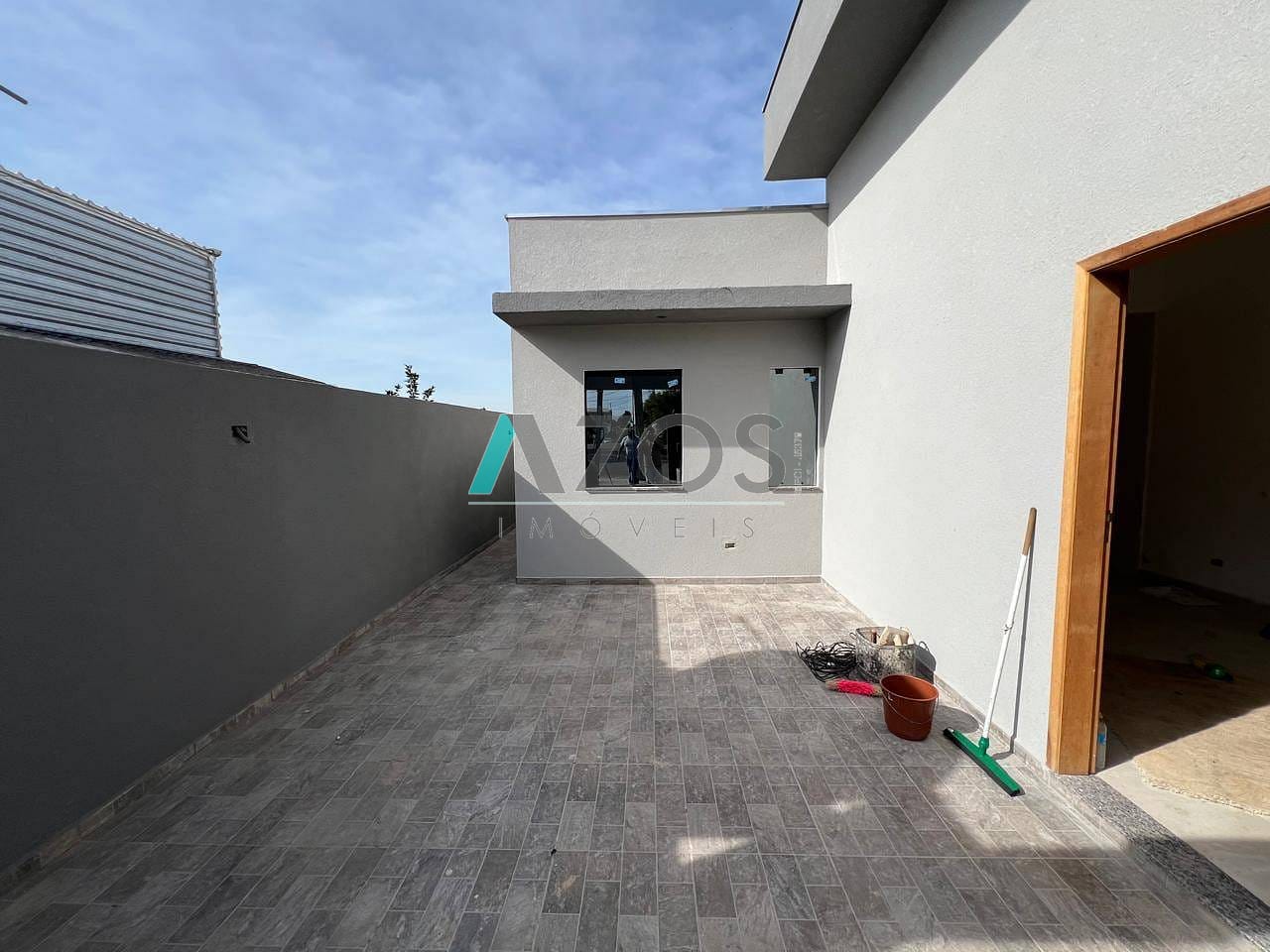 Casa à venda com 3 quartos, 60m² - Foto 4