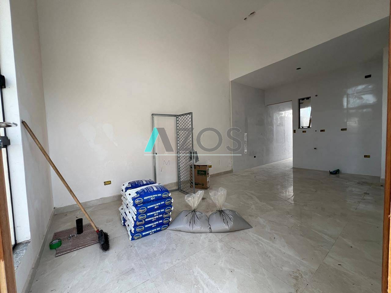 Casa à venda com 3 quartos, 60m² - Foto 7