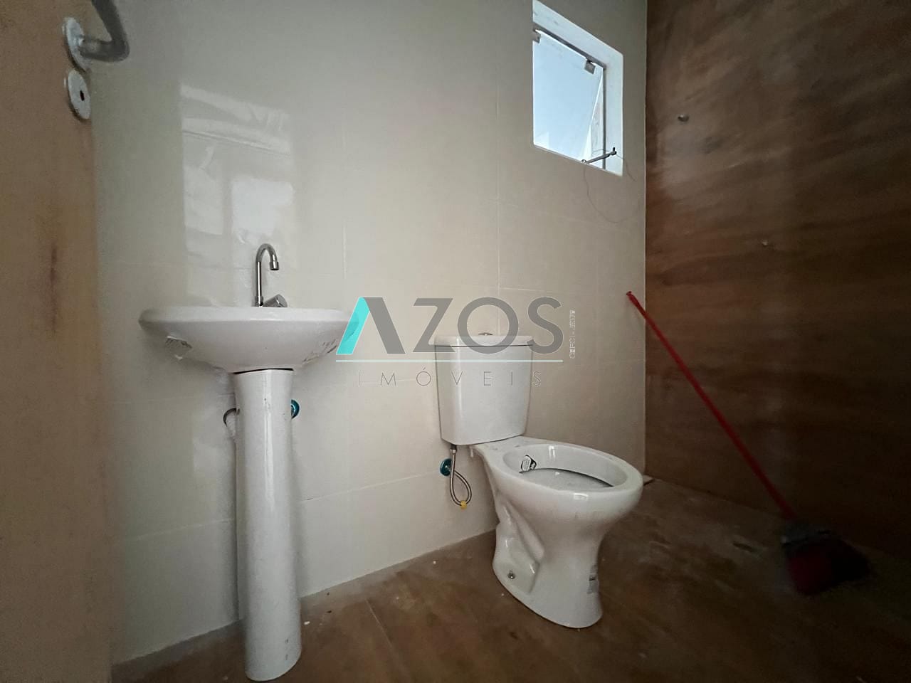 Casa à venda com 3 quartos, 60m² - Foto 15