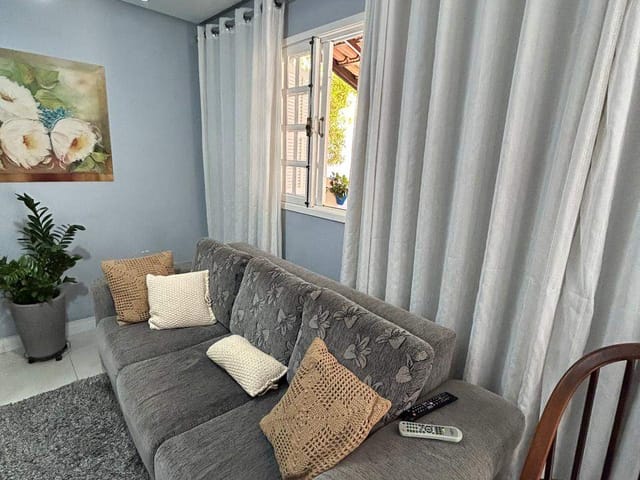 Casa 3 quartos e 2 banheiros, à venda, no bairro Parque Aurora em Campos dos Goytacazes