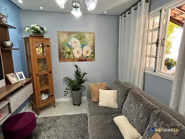Casa 3 quartos e 2 banheiros, à venda, no bairro Parque Aurora em Campos dos Goytacazes