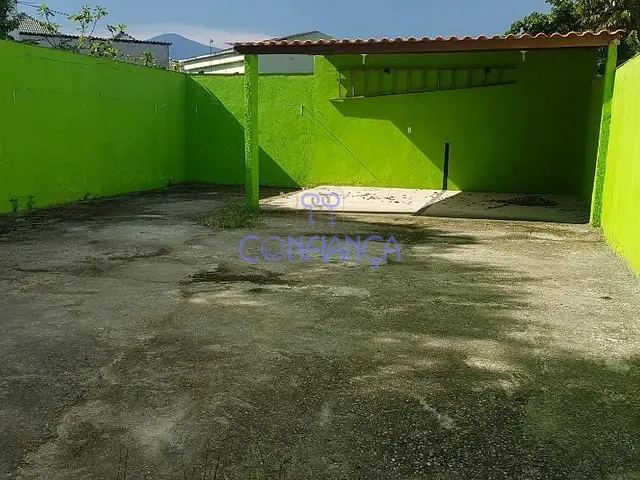 Casa com 80m² 3 quartos e 1 banheiro, para alugar, no bairro Campo Grande em Rio de Janeiro