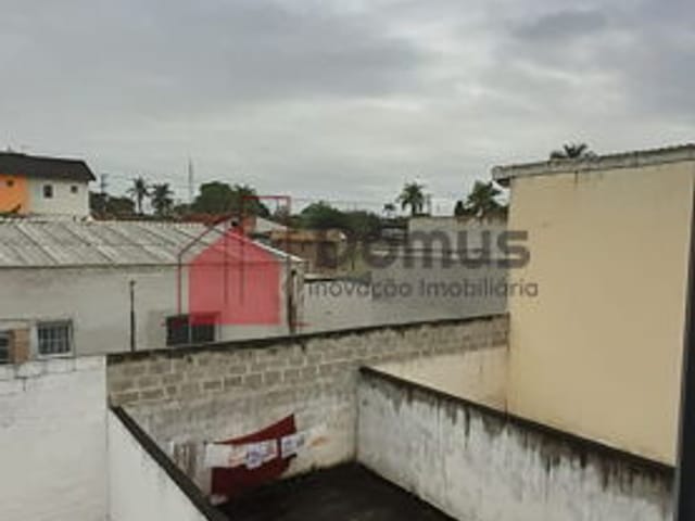 Casa com 125m², para alugar, no bairro Centro em Taubaté