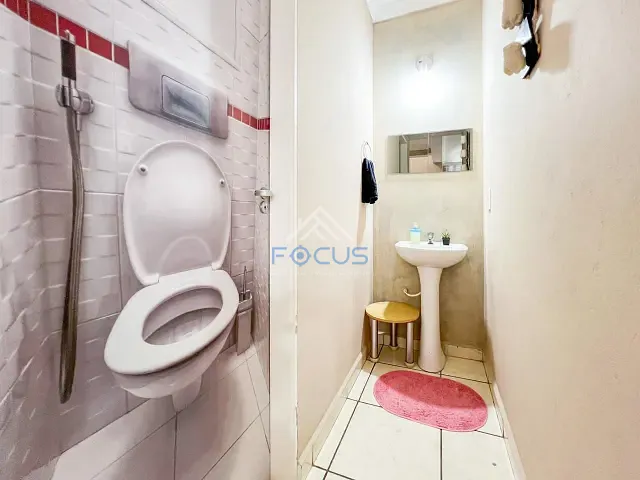 Casa com 219m² 2 quartos e 3 banheiros, à venda, no bairro Jardim das Tulipas em Jundiaí