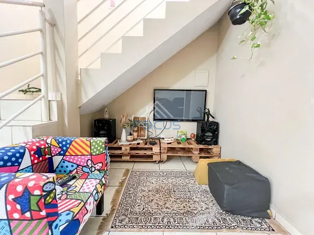 Casa com 219m² 2 quartos e 3 banheiros, à venda, no bairro Jardim das Tulipas em Jundiaí