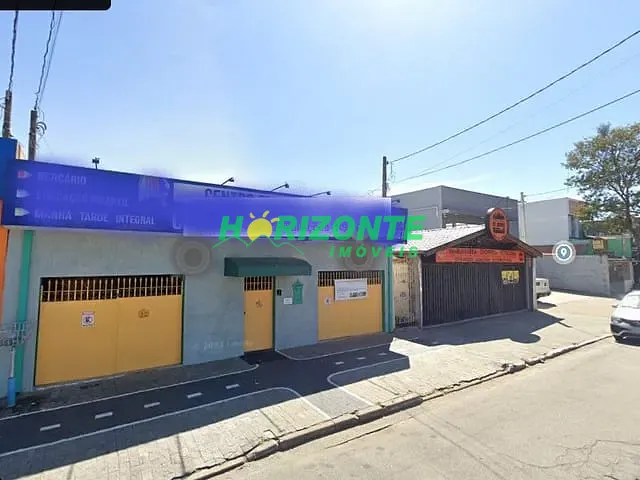 Casa com 300m² 1 quarto e 3 banheiros, à venda, no bairro Vila Industrial em São José dos Campos