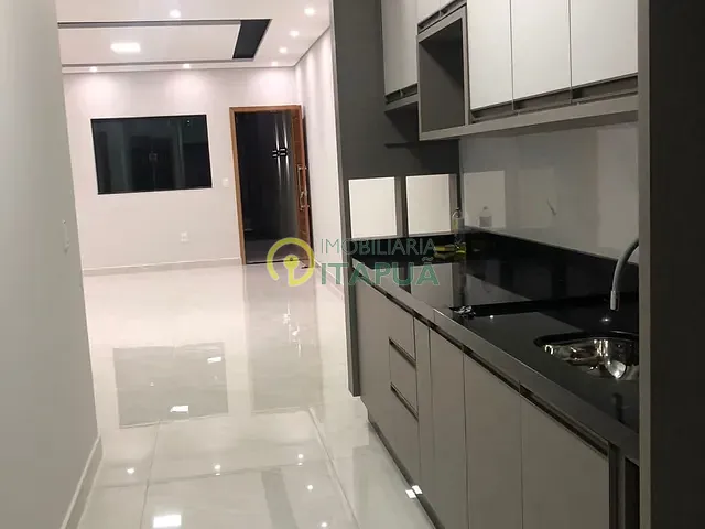 Casa com 150m² 3 quartos e 2 banheiros, à venda, no bairro Bandeirantes em Londrina