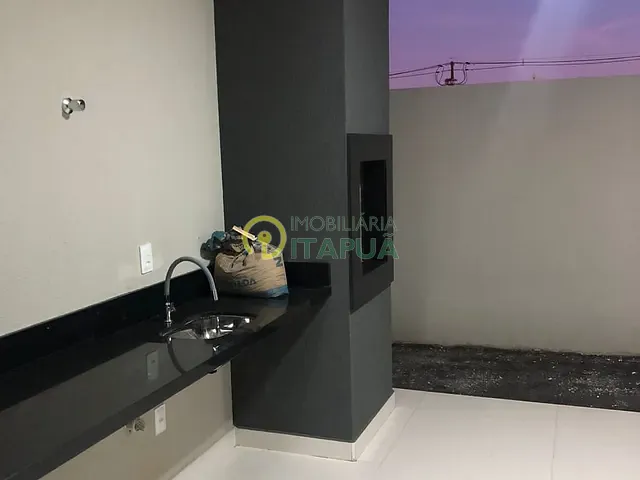 Casa com 150m² 3 quartos e 2 banheiros, à venda, no bairro Bandeirantes em Londrina