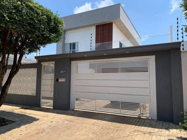 Sobrado com 276m² 4 quartos e 1 banheiro, à venda, no bairro Jardim das Nações em Sinop